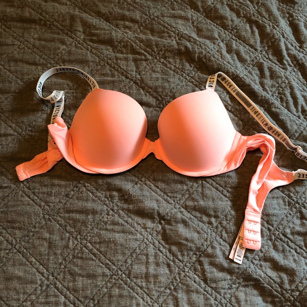 Victoria’s Secret bra